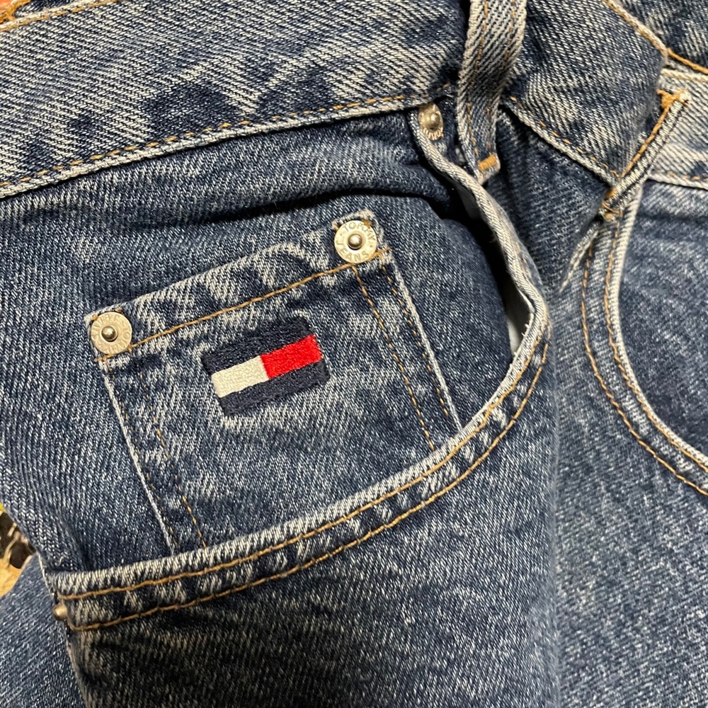 Tommy Hilfiger jeans! Size 32x38 - Picture 4 of 6